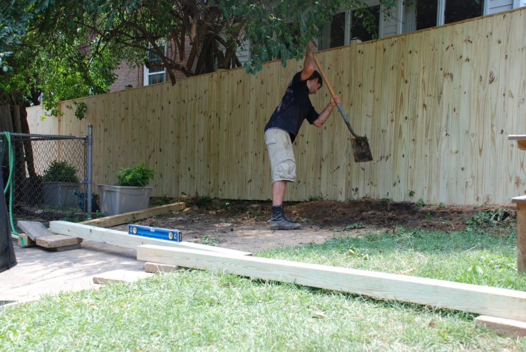 fence construction - fence line